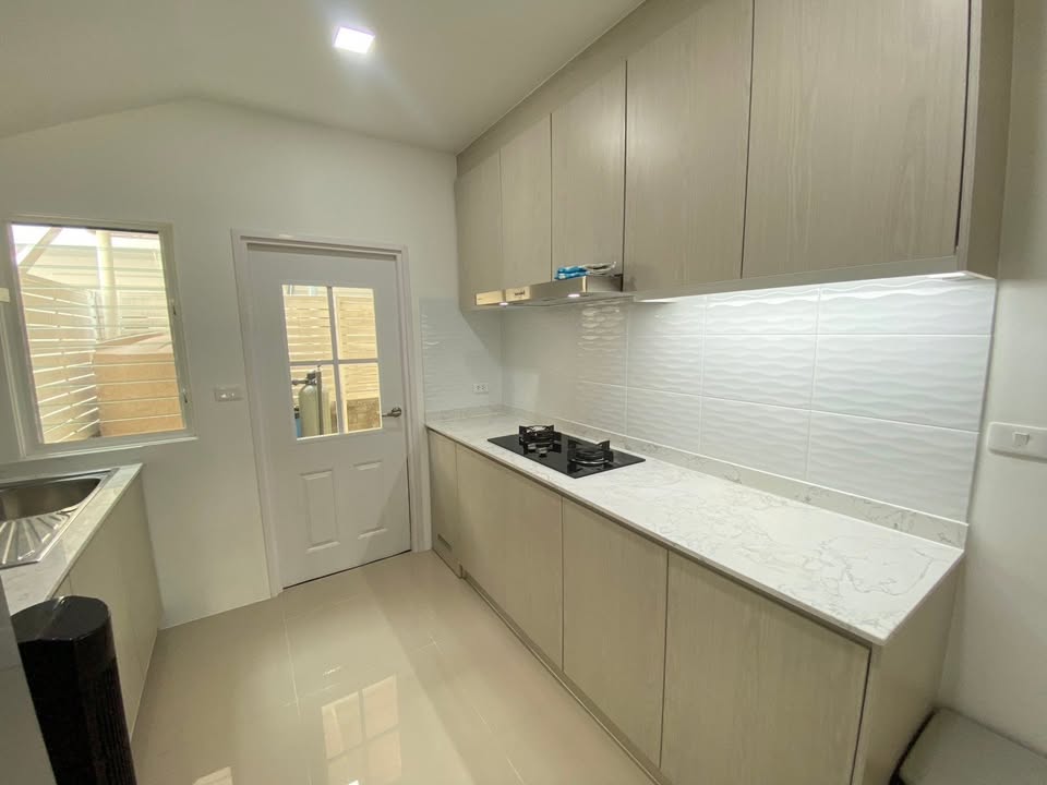 ขายและให้เช่า บ้านหลังมุม Golden Neo สุขุมวิท–ลาซาล ทำเลดี ใกล้ BTS  - Image 10
