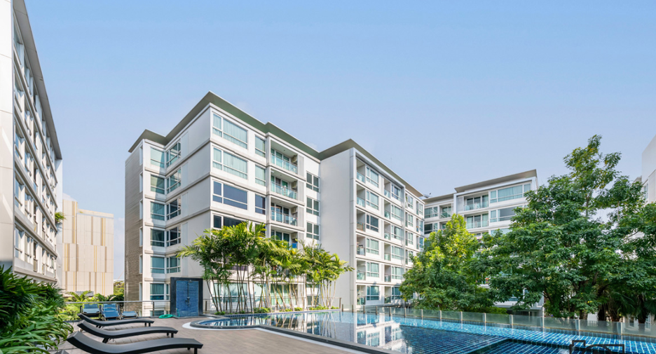 Great Deal! Condo Near BTS – Ready to Move In