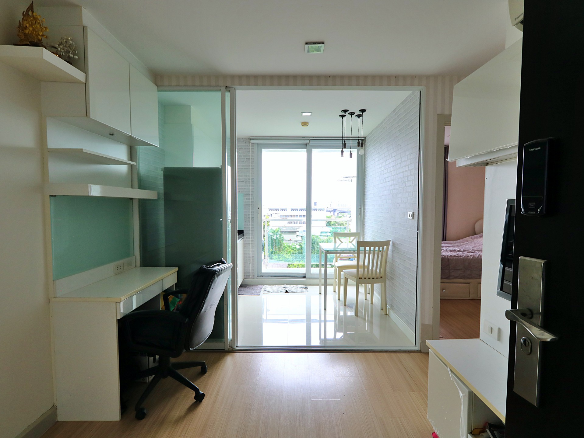 Great Deal! Condo Near BTS – Ready to Move In - Image 3