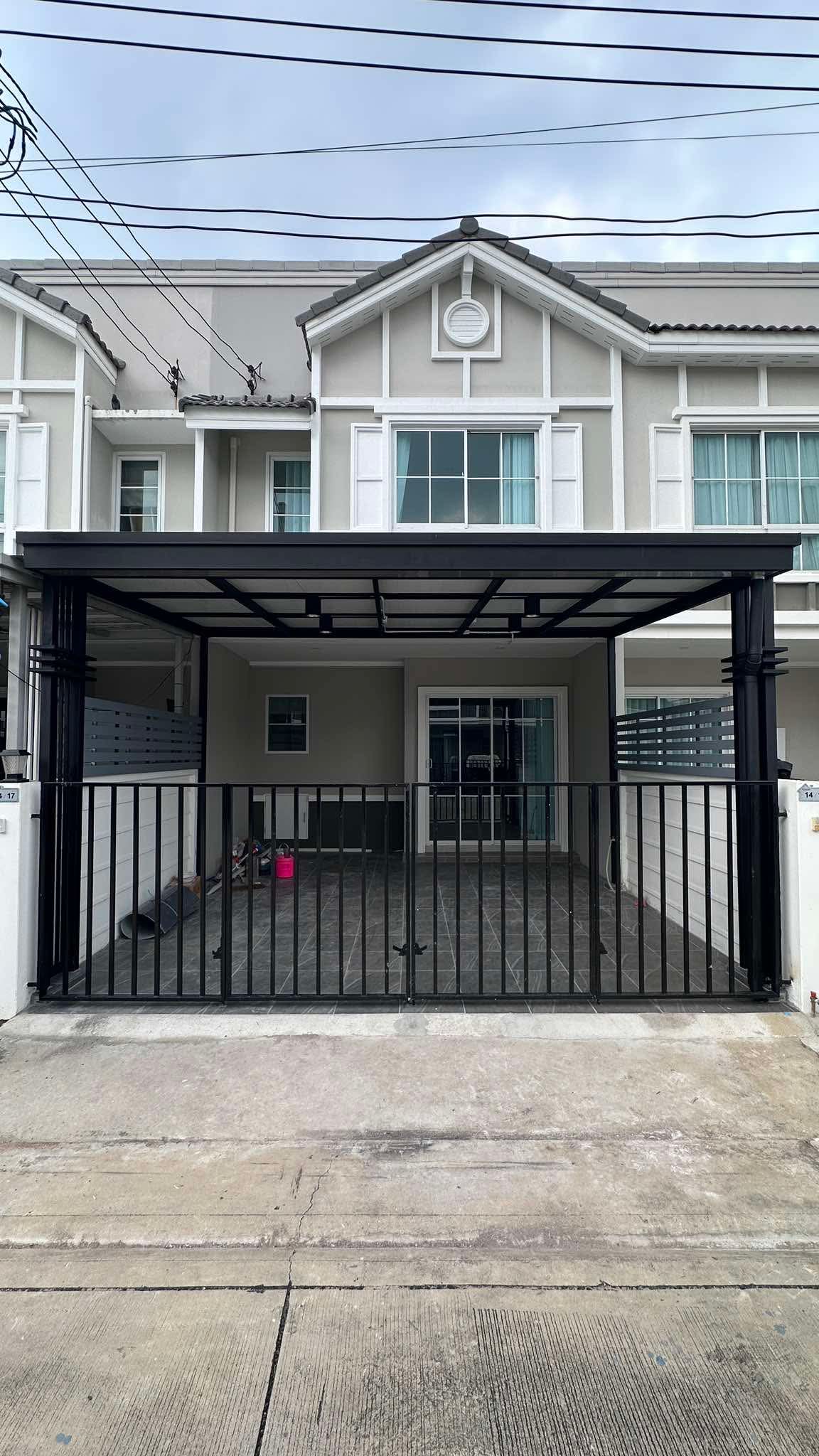 ให้เช่า ทาวน์โฮมใหม่ Richton Suan Luang–Phatthanakan | 3 ห้องนอน 2 ห้องน้ำ | เฟอร์ใหม่ครบ | พร้อมเข้าอยู่