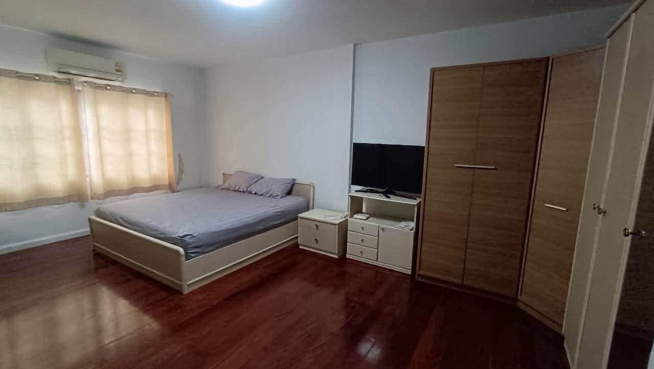 ให้เช่า ทาวน์เฮ้าส์ สุขุมวิท 54 | 185 ตร.ม. | 4 ห้องนอน | Fully Furnished | ใกล้ BTS อ่อนนุชประมาณ 5 นาที - Image 5