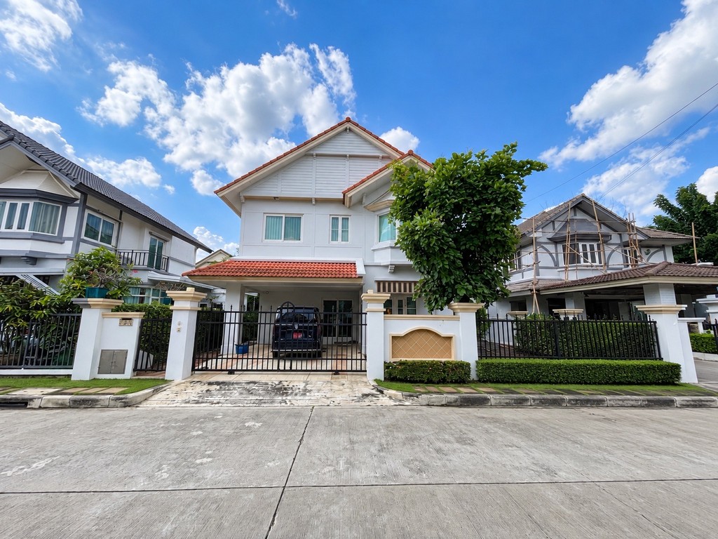 ขายบ้านเดี่ยว ลัดดารมย์ วัชรพล โครงการ 3 | 85.8 ตร.ว. | 250 ตร.ม. | 3 ห้องนอน 4 ห้องน้ำ | พร้อมเรือนรับรอง