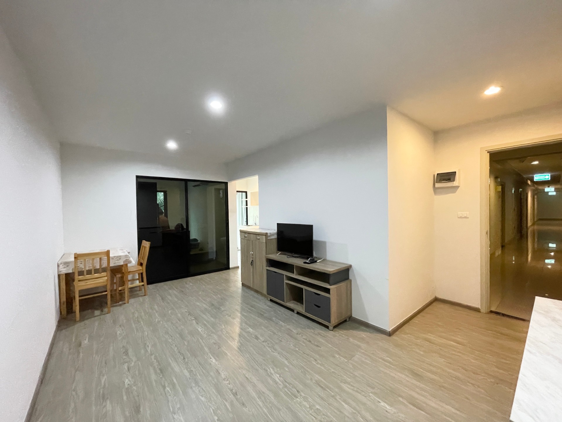 ขายคอนโด HI Seacon Station | ศรีนครินทร์ | ตรงข้าม Seacon Square | 36.44 ตร.ม. | ราคาดี พร้อมเฟอร์นิเจอร์ - Image 3