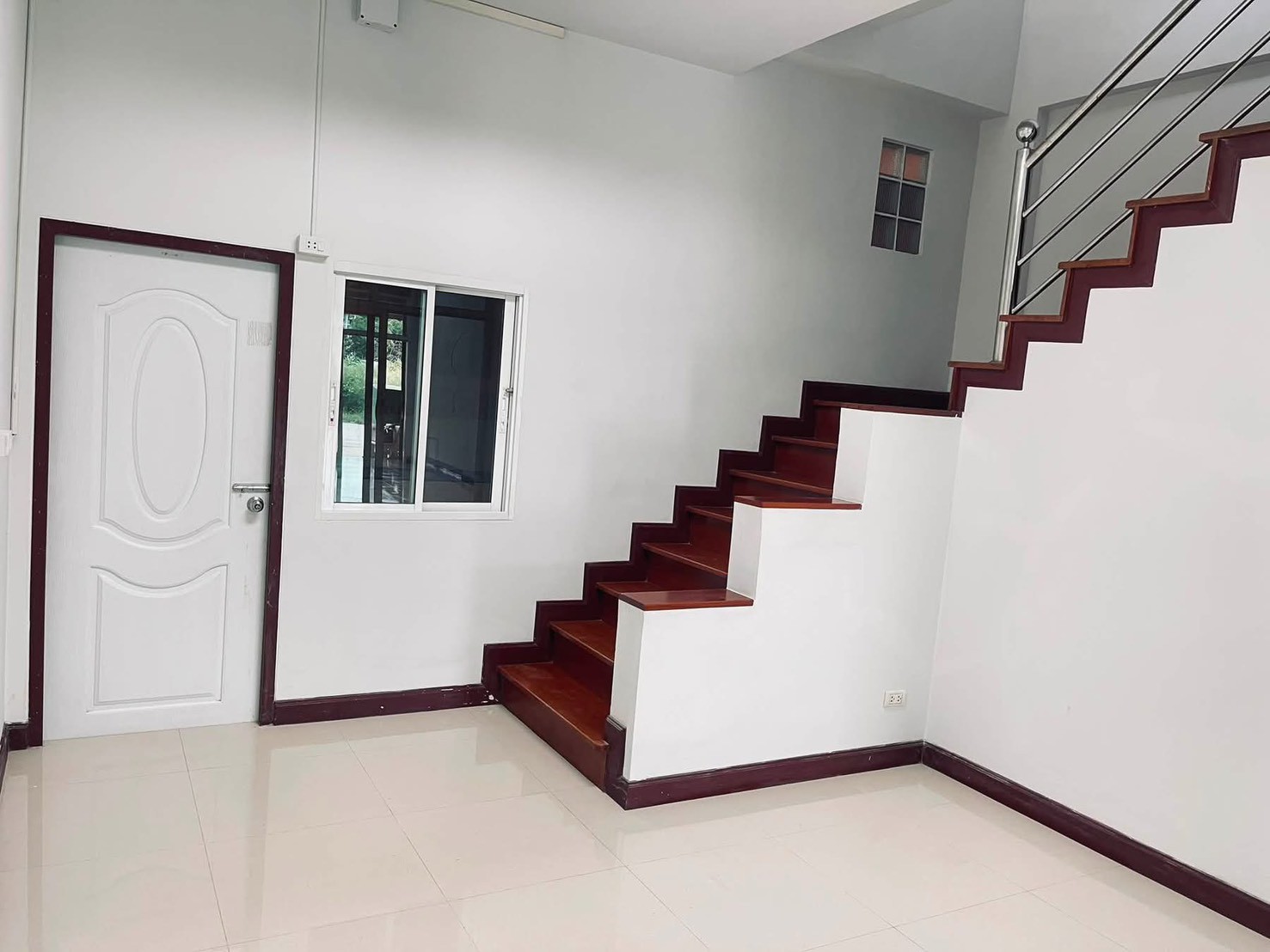 ให้เช่า อาคารพาณิชย์ 3 ชั้น ติดถนนใหญ่บัวนครินทร์ (บางนา กม.5) เหมาะทำตึกแถว/โฮมออฟฟิศ/หน้าร้าน - Image 6