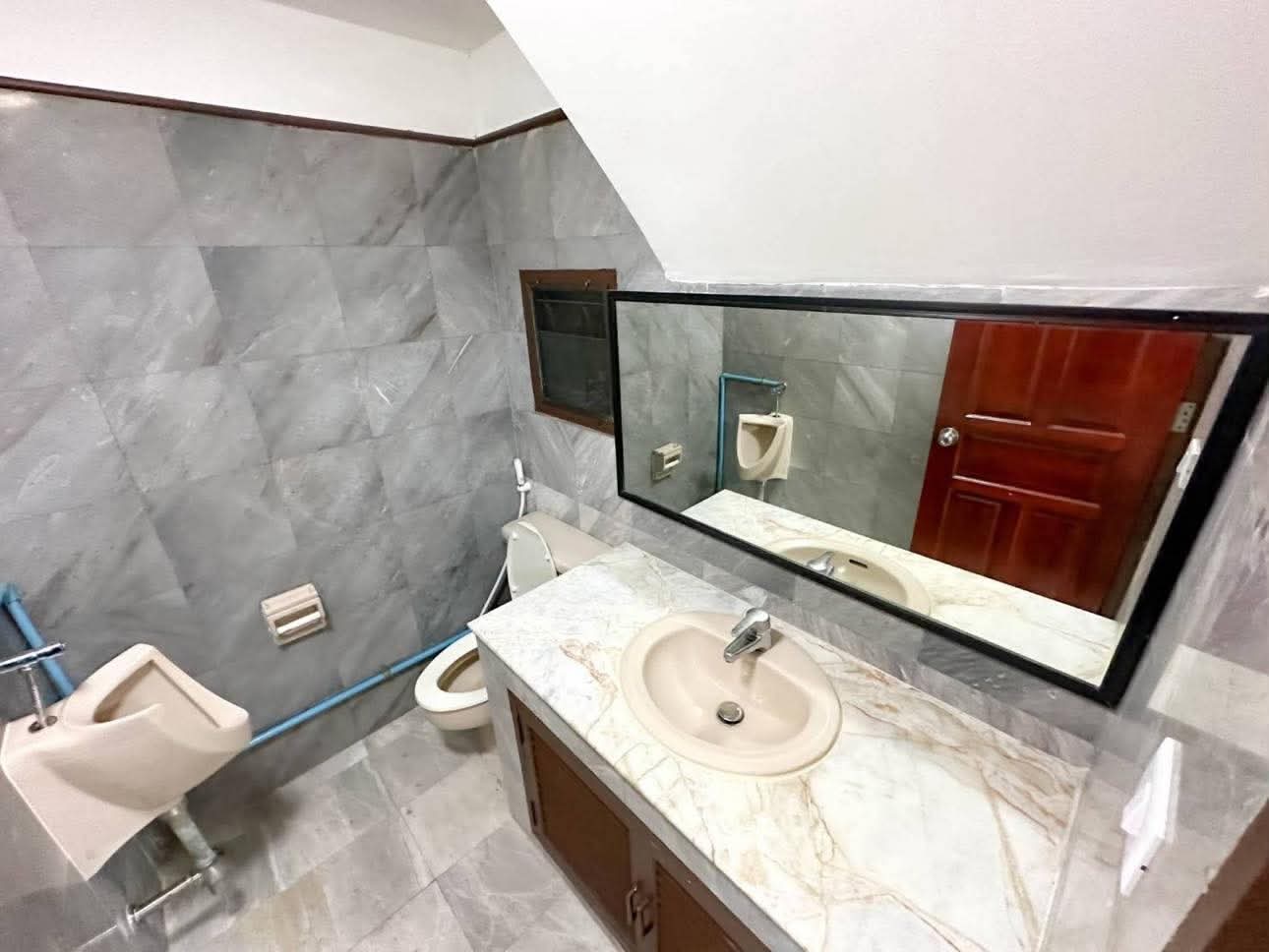 ให้เช่า บ้านแฝด 4 ชั้น Home Avenue สุขุมวิท 101/1 | Pet Friendly | 3 ห้องนอน 4 ห้องน้ำ | Fully Furnished - Image 10