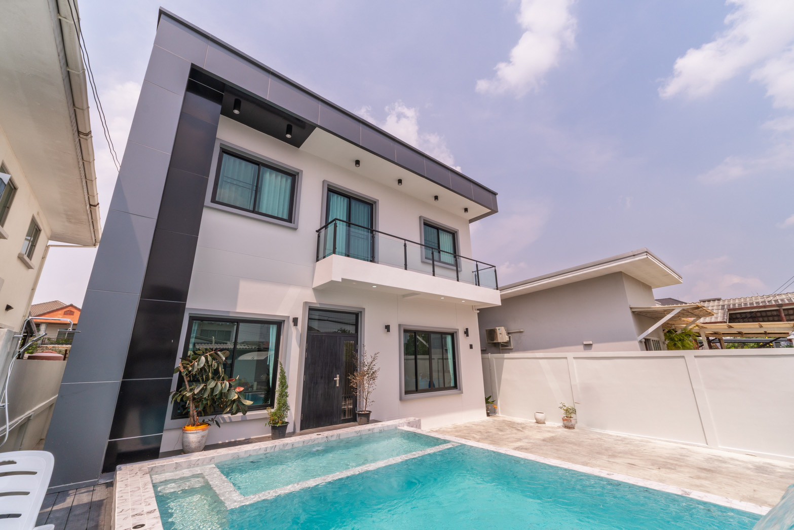 ขาย / ให้เช่า บ้านเดี่ยว Pool Villa ตรงข้าม Mega Bangna  บ้านใหม่ (Brand New) พร้อมสระว่ายน้ำส่วนตัว  - Image 3